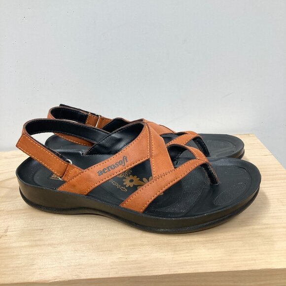 Aerosoft Deke Slingback Sandals, Size‎ Euro 39 US 8, Faux Leather, Orange-Tan - Picture 3 of 11